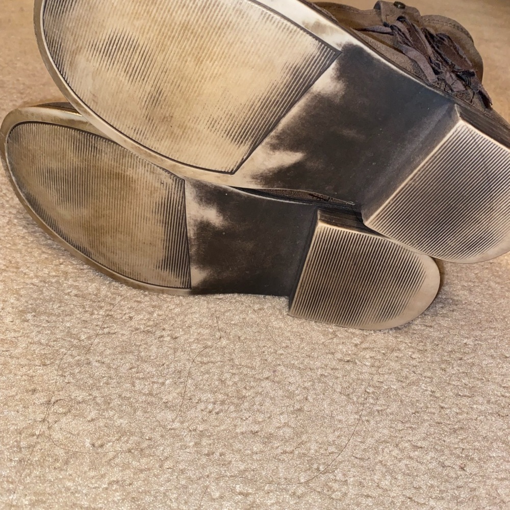 Boots - Picture 2 of 3